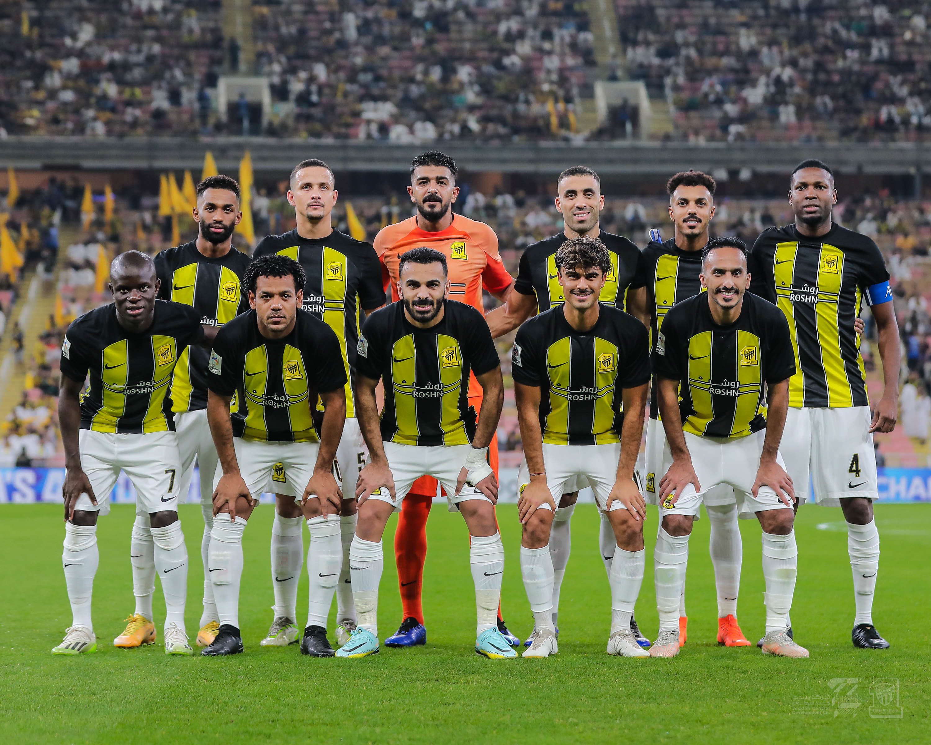 ||الاتحاد ضد الحزم… مواجهة الطموح والبقاء في دوري روشن