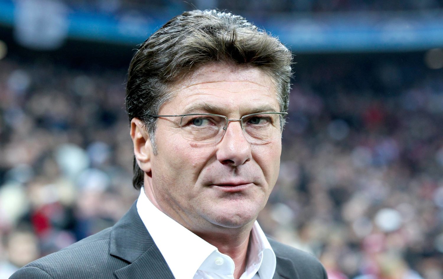 FILED - 03 November 2011, Bavaria, Munich: Then Napoli's head coach Walter Mazzarri is seen prior to the start of the UEFA Champions League Group A soccer match between Bayern Munich and Napoli at the Allianz Arena. Photo: Sven Hoppe/dpa