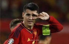 لاعب المنتخب الإسباني ألفارو موراتا لاعب المنتخب الإسباني ألفارو موراتا