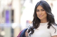 الفنانة هاجر أحمد الفنانة هاجر أحمد