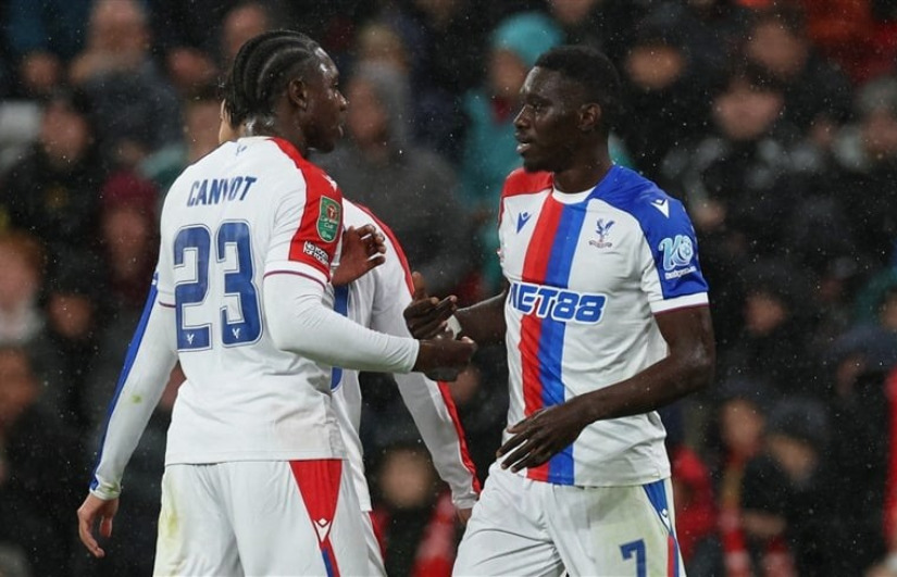 أرسنال ضد كريستال بالاس أرسنال ضد كريستال بالاس