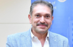 رجل الأعمال إيهاب وجيه