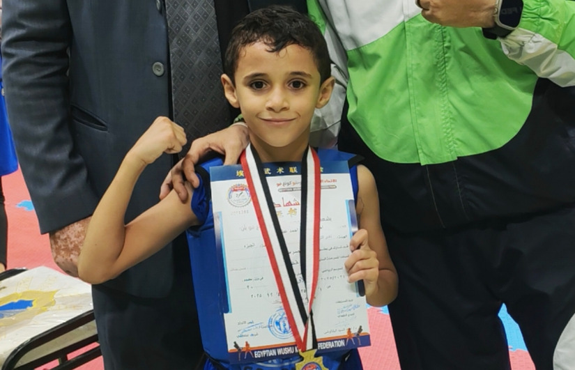 البطل احمد محمود 