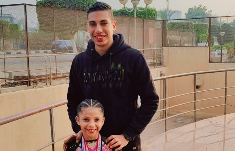 كابتن مصطفي ربيع 